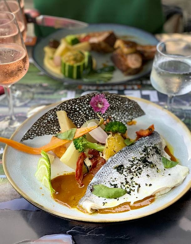 Restaurant - Les Arômates - restaurant ARCAMBAL